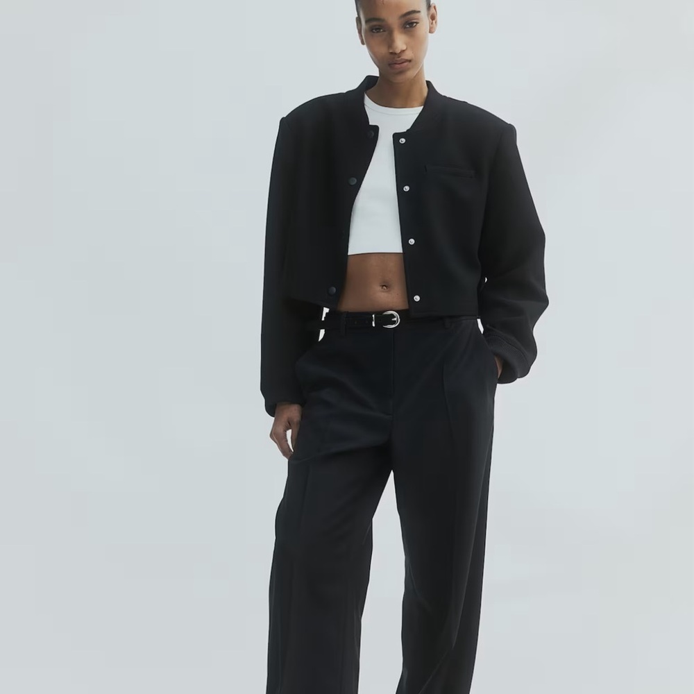 H&M SHORT JACKET WITH SHOULDER PADS